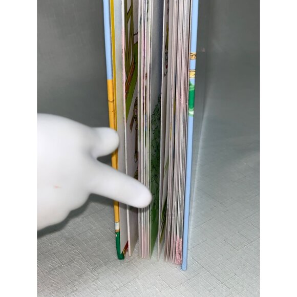 Richard Scarrys What People Do Storybook Hardcover Childrens Book Illustrated - Picture 5 of 5